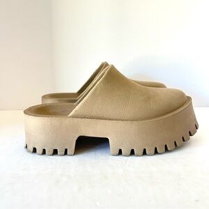 Jeffrey Campbell Clogge Clog Shoe Minimalist Potato Neutral Beige Size 37 US 6